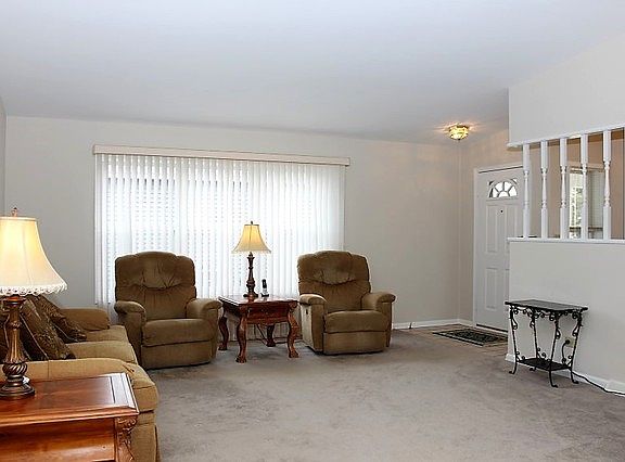5th image of 6 Hialeah Ct