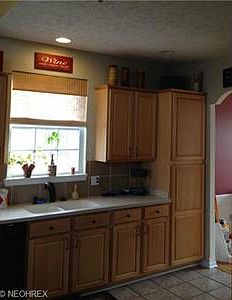 5th image of 125 Pinehurst Dr