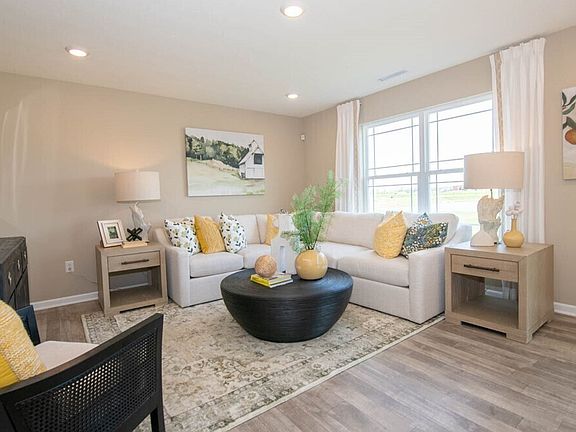 3rd image of 1263 Foxtail Ln