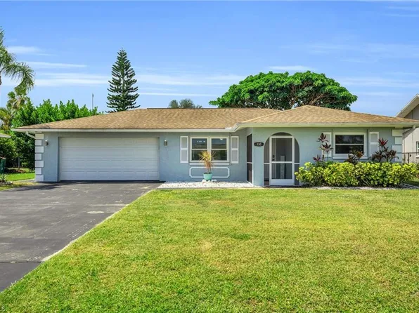 130 Mentor DR, NAPLES, FL 34110