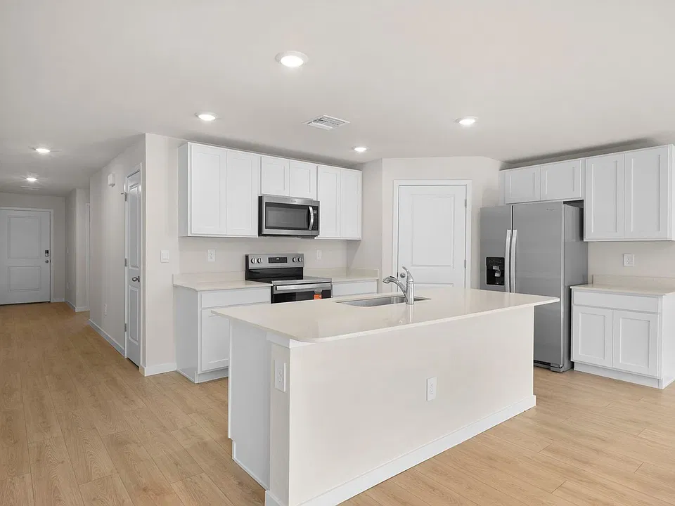 914 SW 33rd Ter