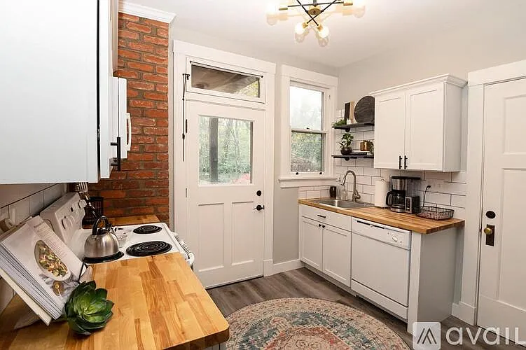 171 Woolper Ave #171 — Photo 8