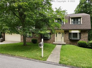 1812 Shadybrook Rd, Charleston, WV 25314