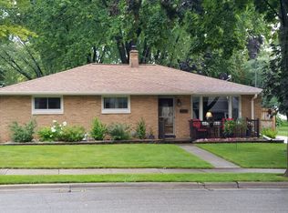 602 Van Buren St, Little Chute, WI 54140