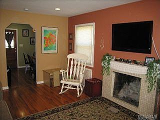 1st image of 5 Birch Pl