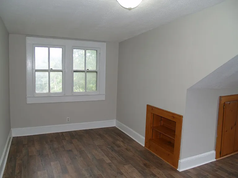 415 Millsaps Rd — Photo 8