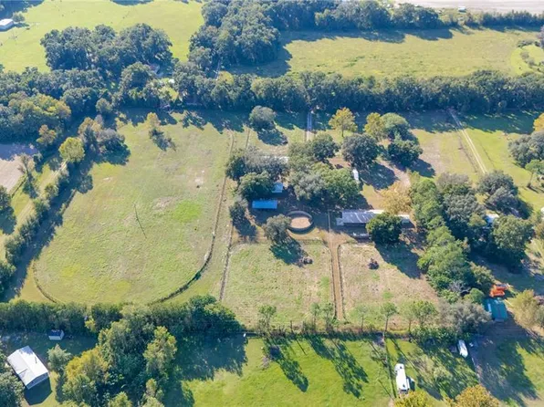 8425 NE 33rd Ct, Anthony, FL 32617