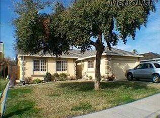 901 Fantasy Ln, Modesto, CA 95351