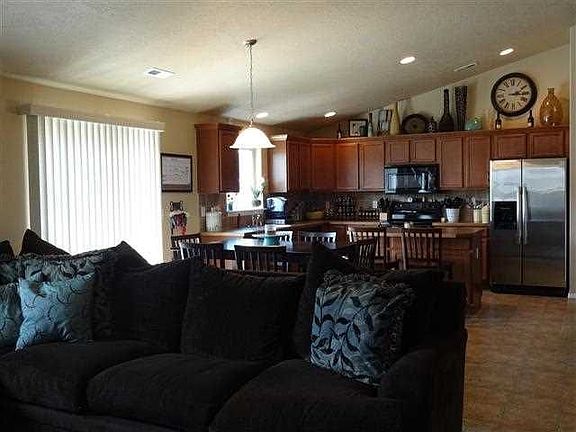 4th image of 6014 Westport Ln
