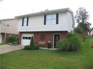 5119 Dover Dr, Cross Lanes, WV 25313