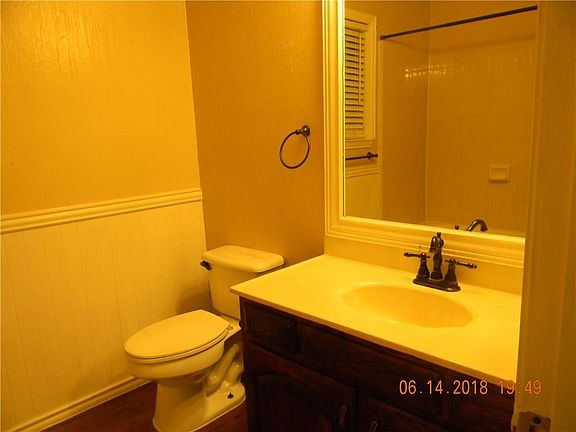 5th image of 10600 Shadywood Dr
