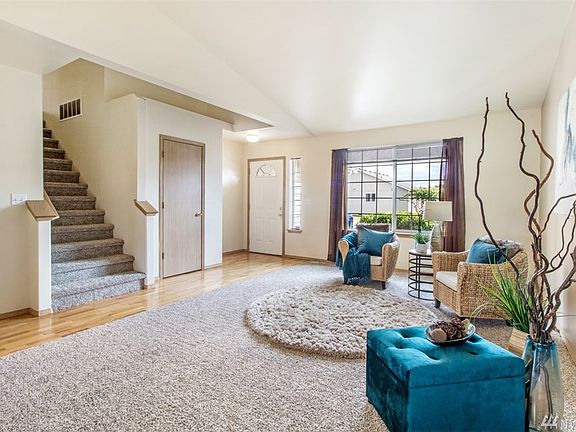 5th image of 1205 187th Street Ct E