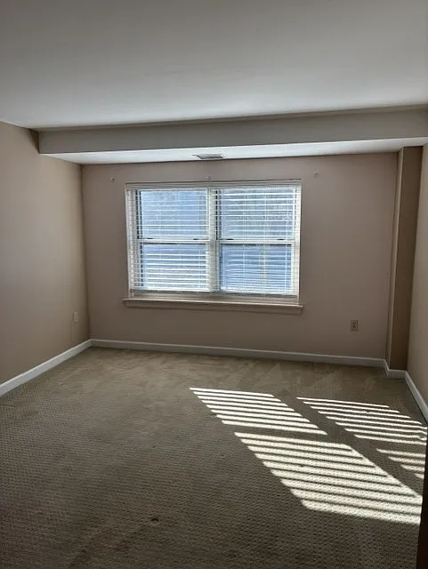 1 bed, 1.5 bath, 750 sqft, $2,500 — Photo 2