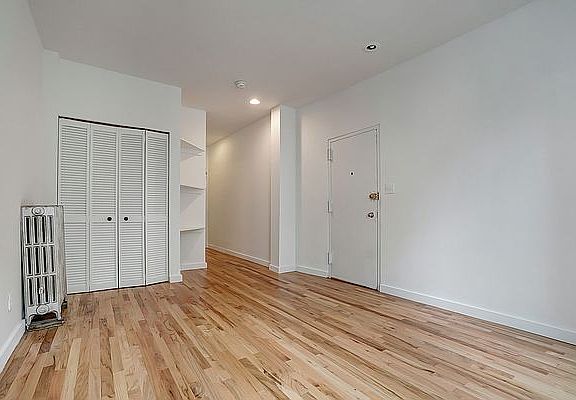 4th image of 128 E 96th St APT 1A
