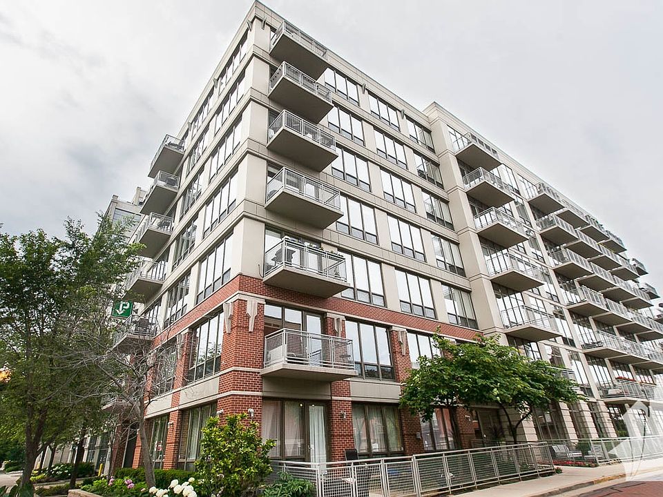 1st image of 1000 N Kingsbury St APT 106