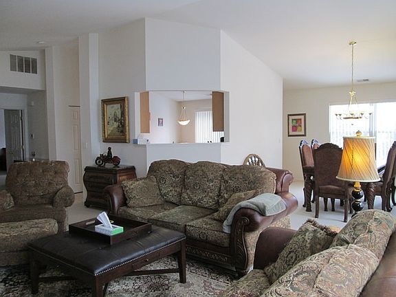 2nd image of 599 Saddlebrook Ln #599