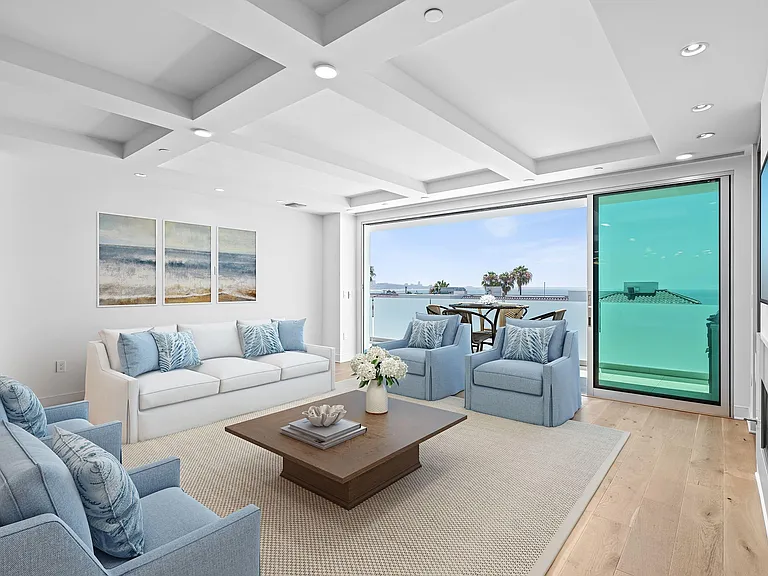 Sea View Villas — Photo 28
