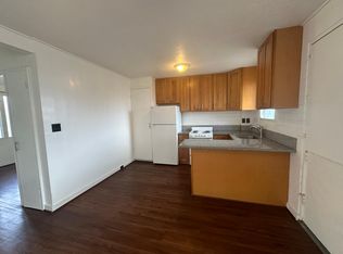 1226 Young St APT I, Honolulu, HI 96814