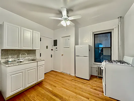 Rented by Blackwater Associates Inc. | media 9