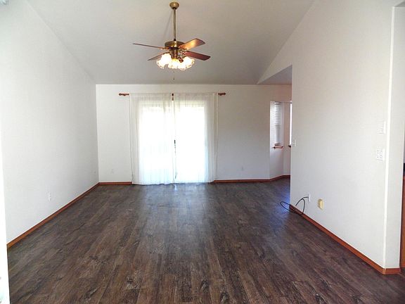 3rd image of 10513 N Crimson Dr