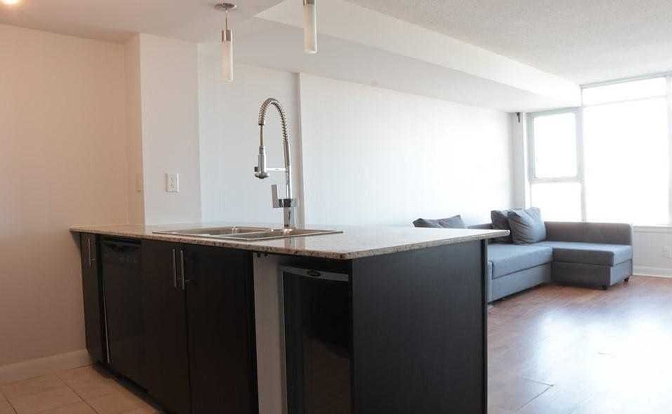 1st image of 25 Town Centre Ct #2501