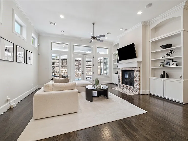 6114 Maxie St #B — Photo 10