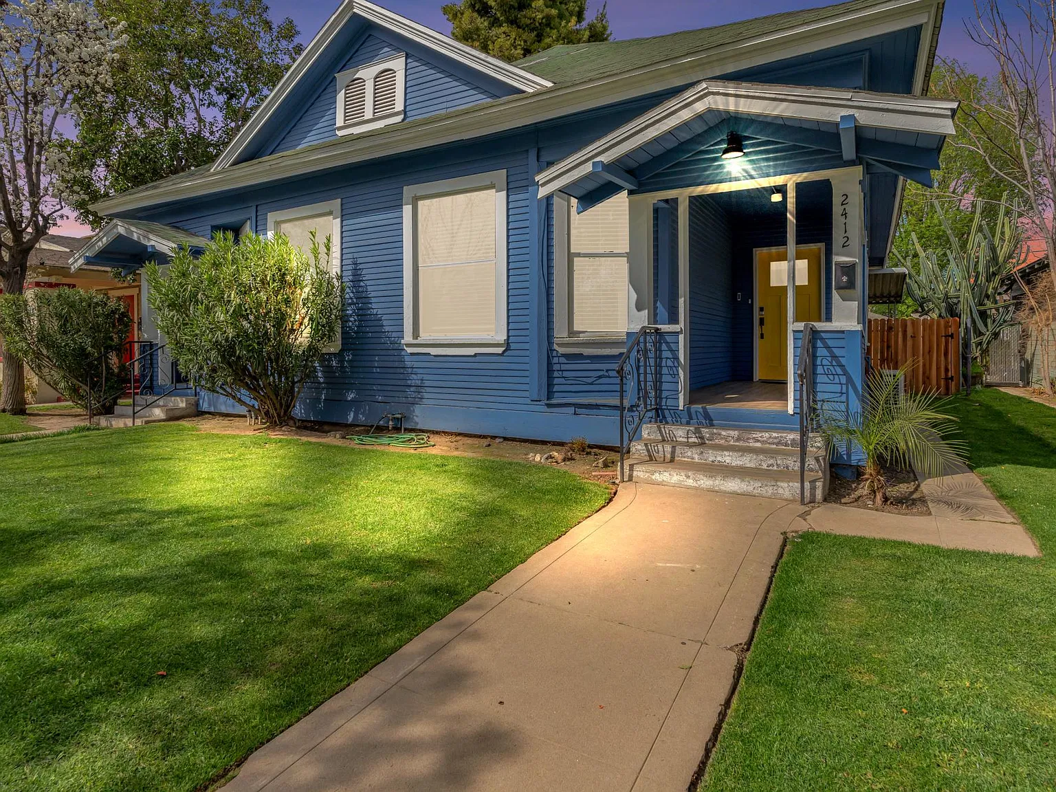 2412 21st St — Photo 1