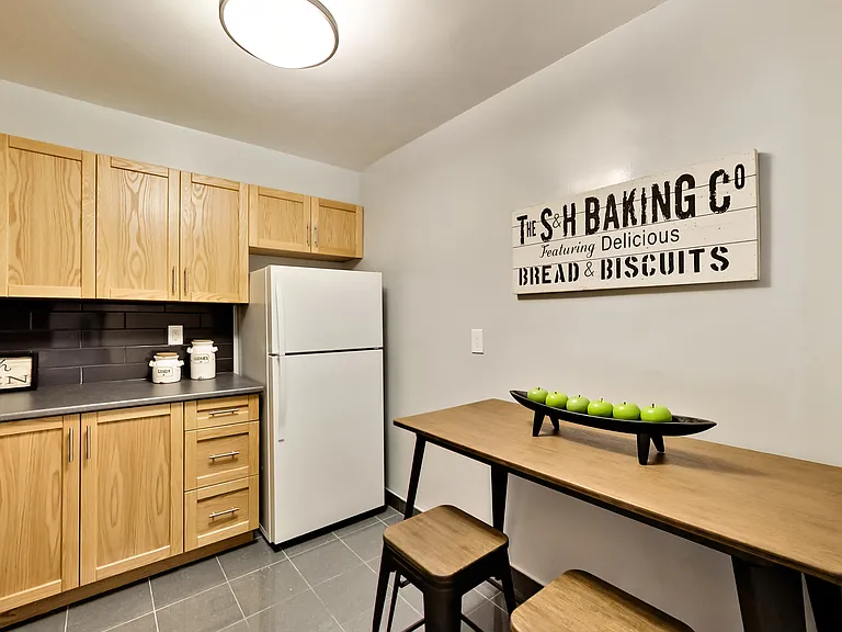 660 Briar Hill Ave #103 — Photo 42