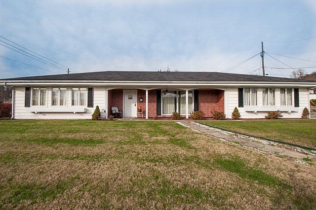 1st image of 3009 Orchard Dr