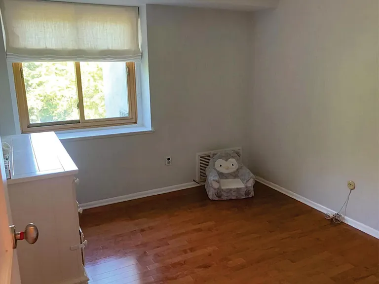 12 Dougherty Blvd #5 — Photo 7
