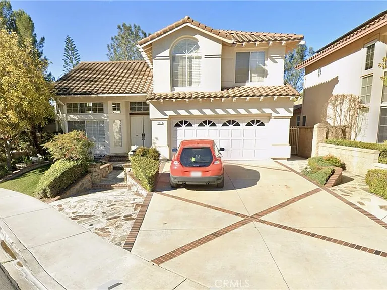 39 Chickadee Ln — Photo 2
