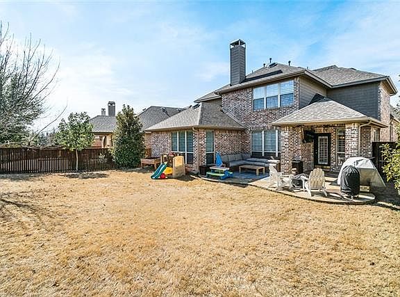 2nd image of 3437 Estes Park Ln
