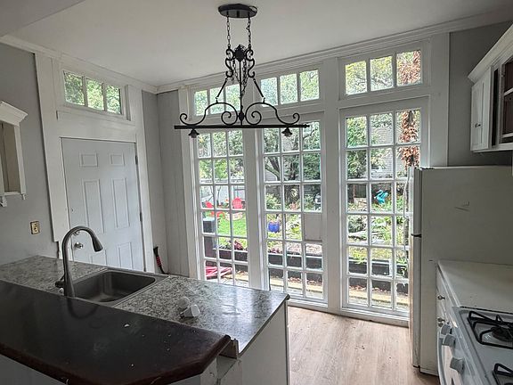 2nd image of 82 Manton St #1E