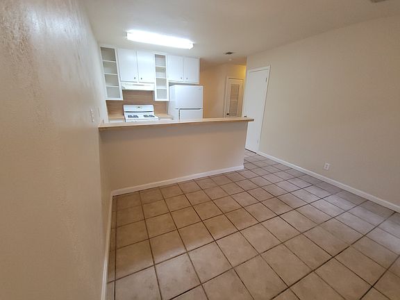 2nd image of 3305 Dolphin Dr #A3