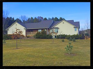 N9311 Burr Oak Ct, Melrose, WI 54642