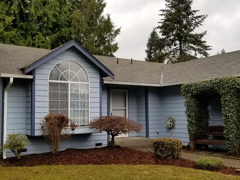 2nd image of 524 Eklund Ct SE