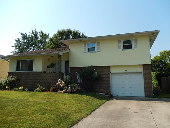 3rd image of 1461 Sandalwood Pl