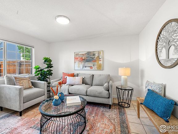 3rd image of 708 Arrow Ct