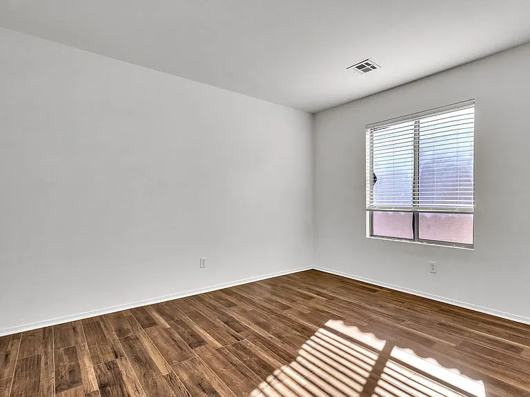 8034 Platville St — Photo 16
