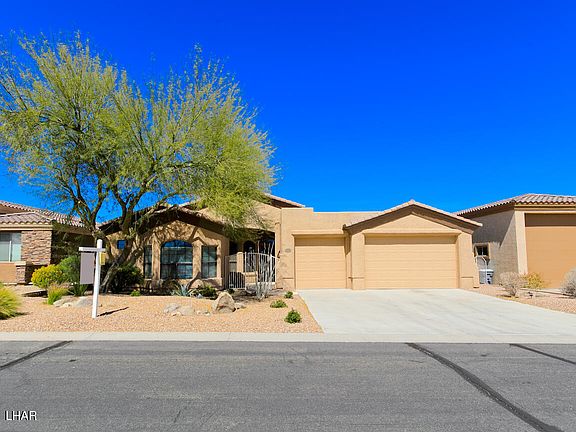 3rd image of 1953 E Troon Dr