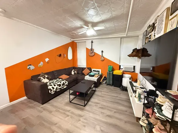 541 46th Street image 1 of 9