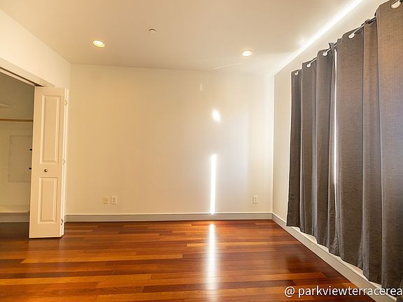 4th image of 2113 Kings Hwy #4B