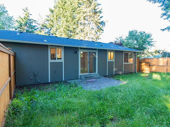 3rd image of 2812 145th St E