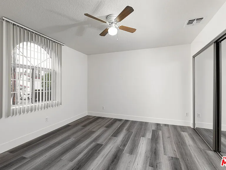 6616 Sylmar Ave #1 — Photo 11