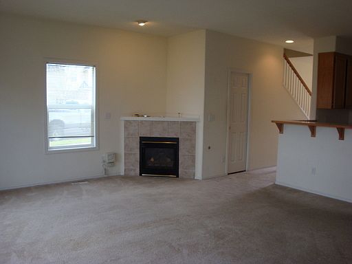 4th image of 1317 NE Maureen St