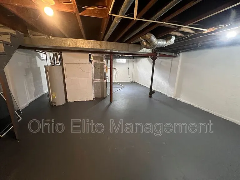 397 1/2 S Ogden Ave — Photo 5