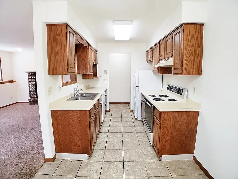 2945 Cimarron Trl — Photo 37