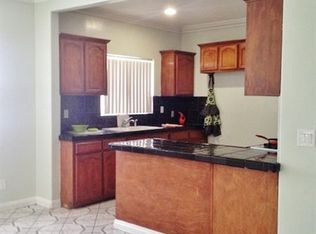 5634 1/2 S Broadway APT 2, Los Angeles, CA 90037