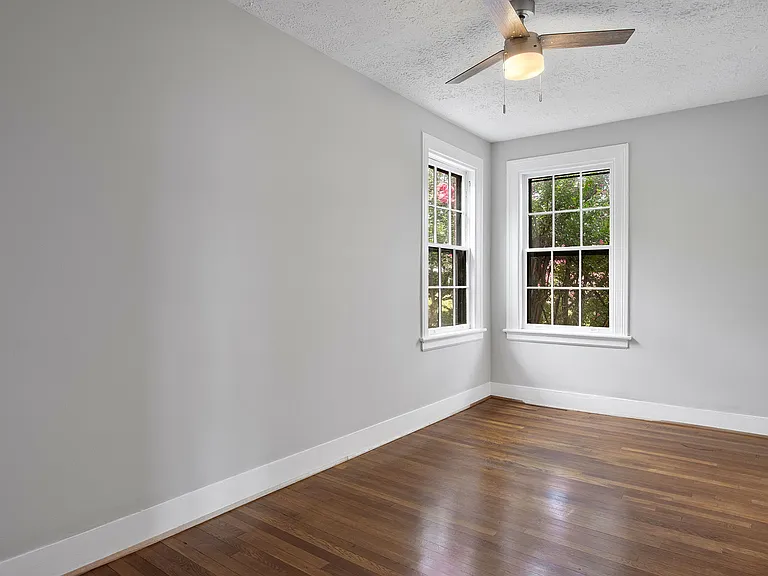 210 N Stafford Ave #21 — Photo 12