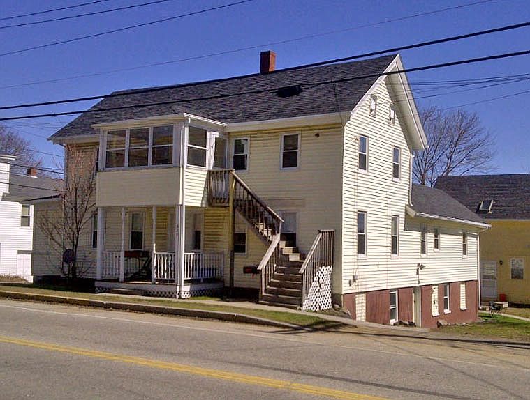 328 Main St